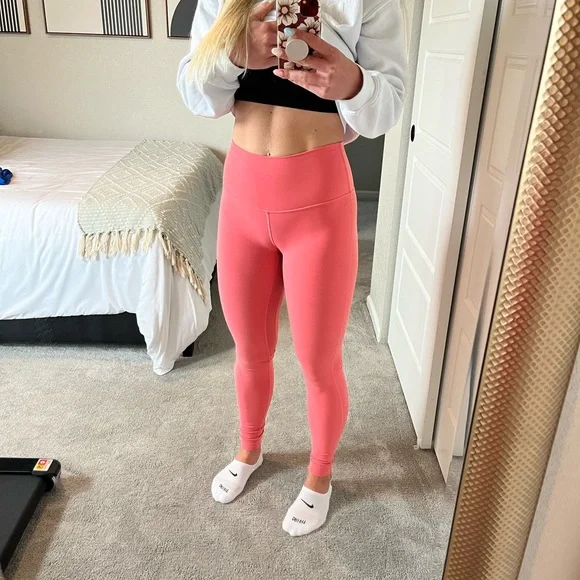 Peach Lulu lemon leggings size